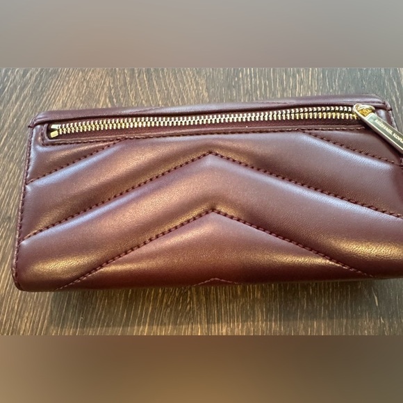 MICHAEL KORS Burgundy Wallet - Picture 6 of 7